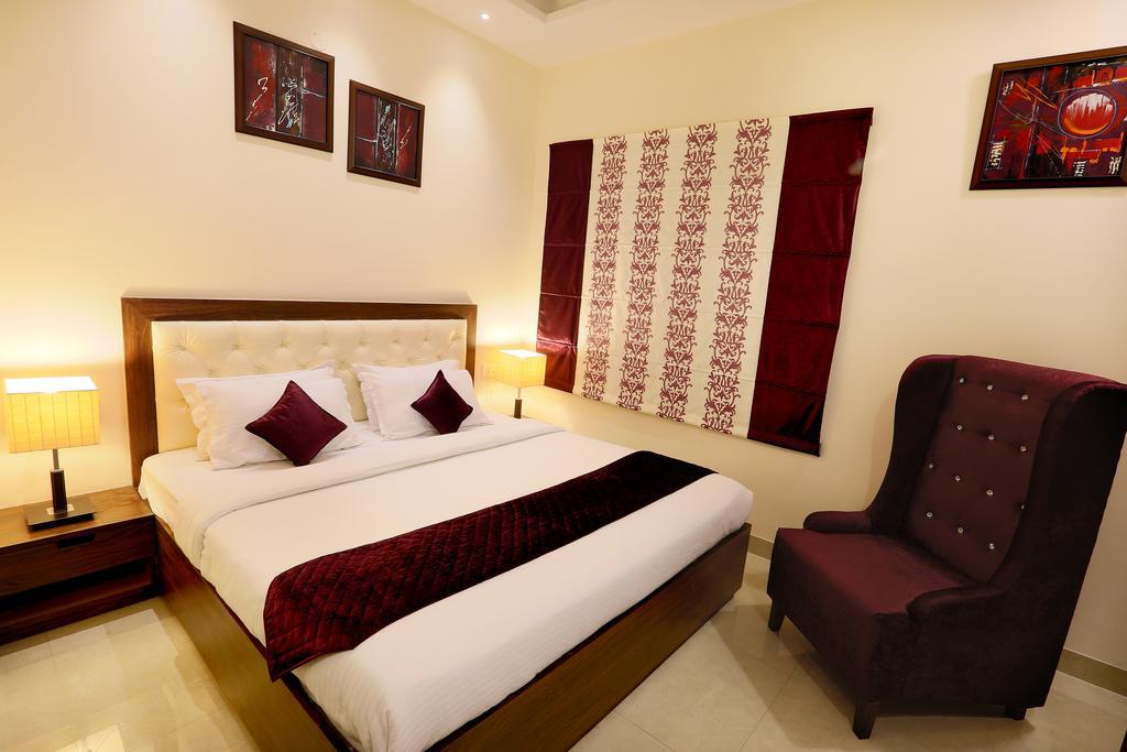 Hotel Rk Grande Ludhiana Rum bild