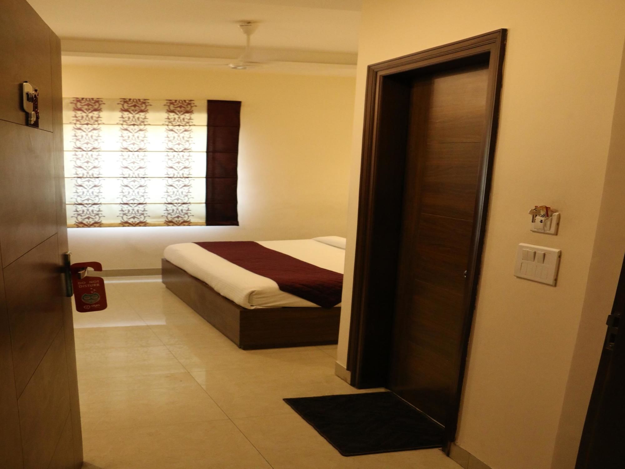 Hotel Rk Grande Ludhiana Exteriör bild